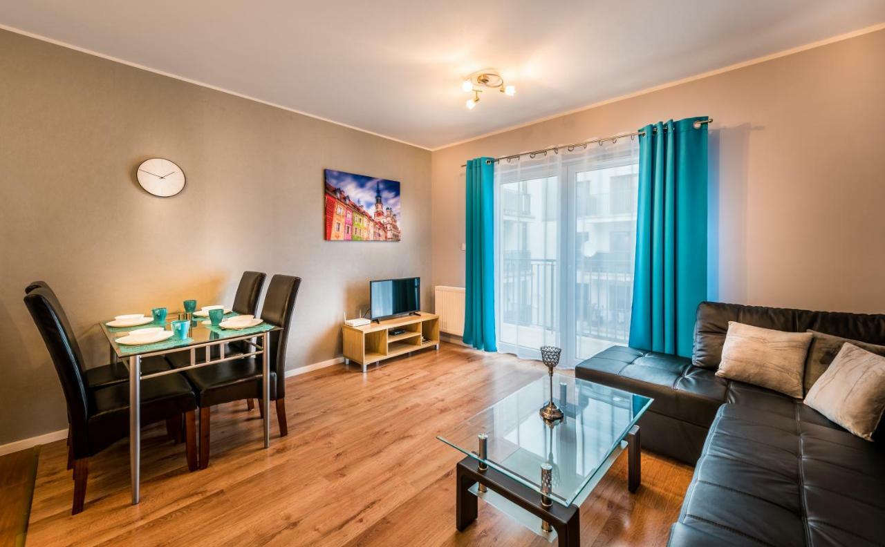Apartament B&F Garbary Poznan Business & Family - Parking Exterior photo