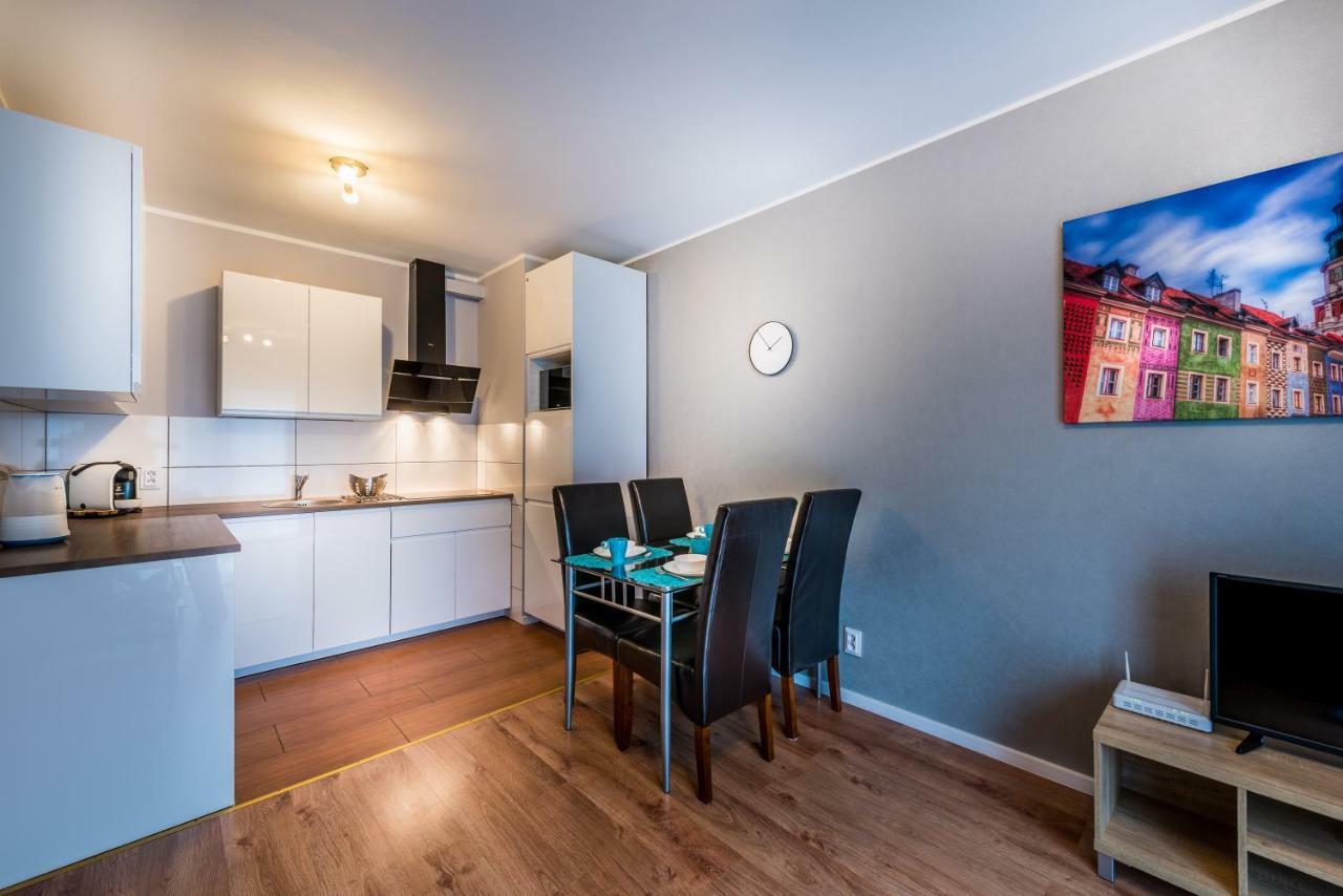 Apartament B&F Garbary Poznan Business & Family - Parking Exterior photo